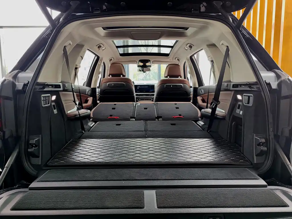 BMW X7 2024 xDrive40i Leading Luxury Package купить на сайте DeffCars