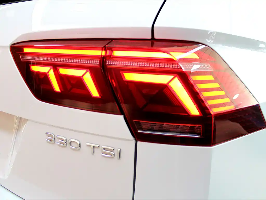 Tiguan L 2023 330TSI automatic two-wheel drive R-Line version купить на сайте DeffCars
