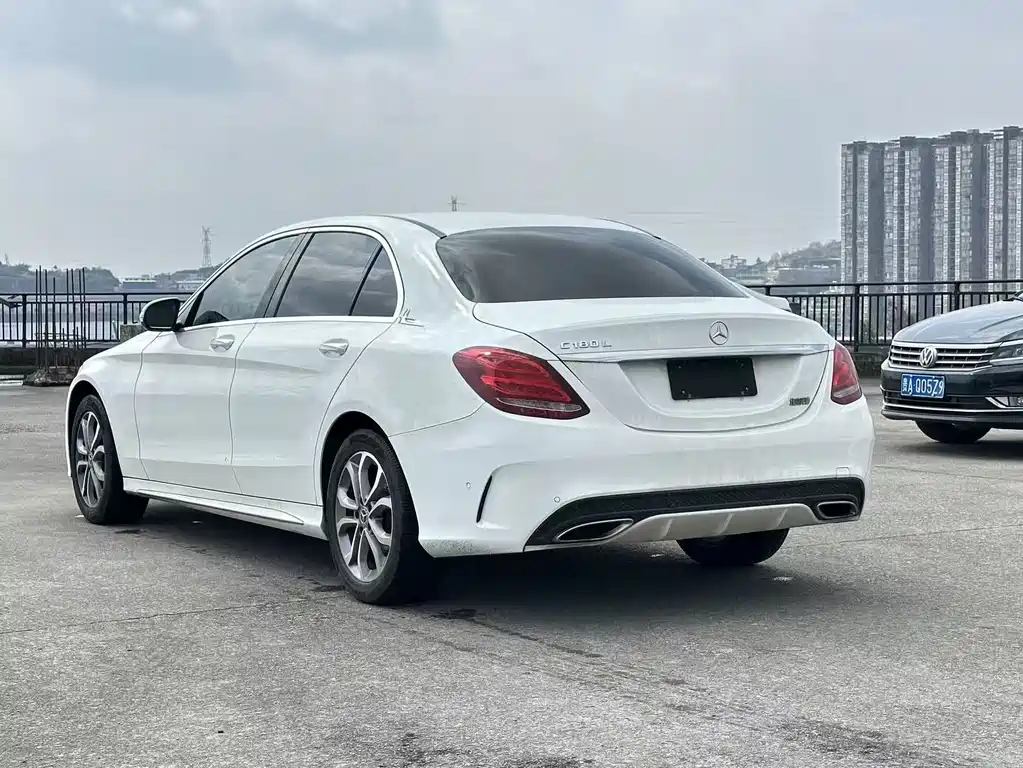 Mercedes-Benz C-Class 2018 C 180 L Fashionable Sports Edition купить на сайте DeffCars