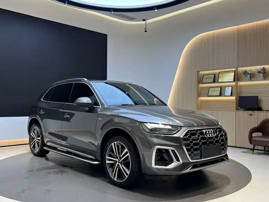 Audi Q5L 2022 45T luxury and dynamic model купить на сайте DeffCars