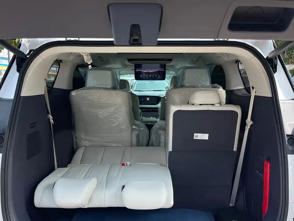 Buick GL8 2026 Lu Zun Luxury Edition купить на сайте DeffCars