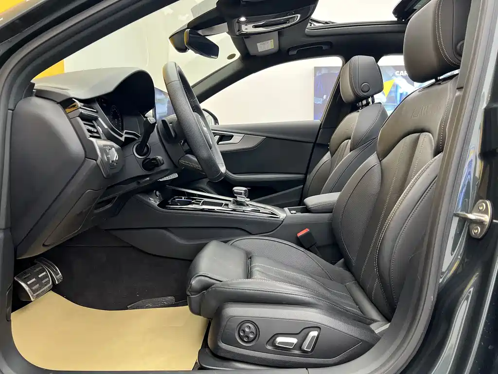 Audi A4L 2024 40 TFSI quattro RS kit combustion speed type купить на сайте DeffCars
