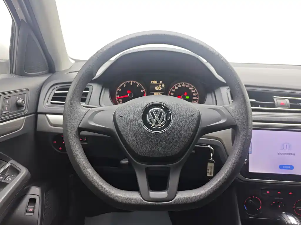 Lavida 2019 1.5L Automatic Fashion Edition National VI купить на сайте DeffCars