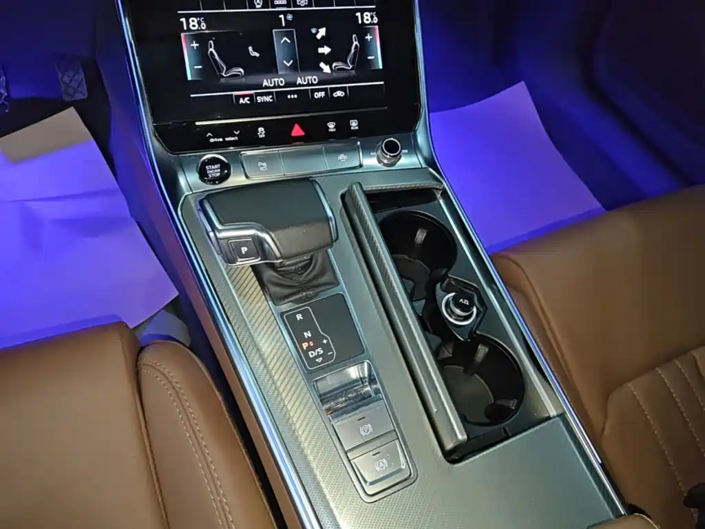 Audi A6L 2023 facelift 40 TFSI luxury and elegant model купить на сайте DeffCars