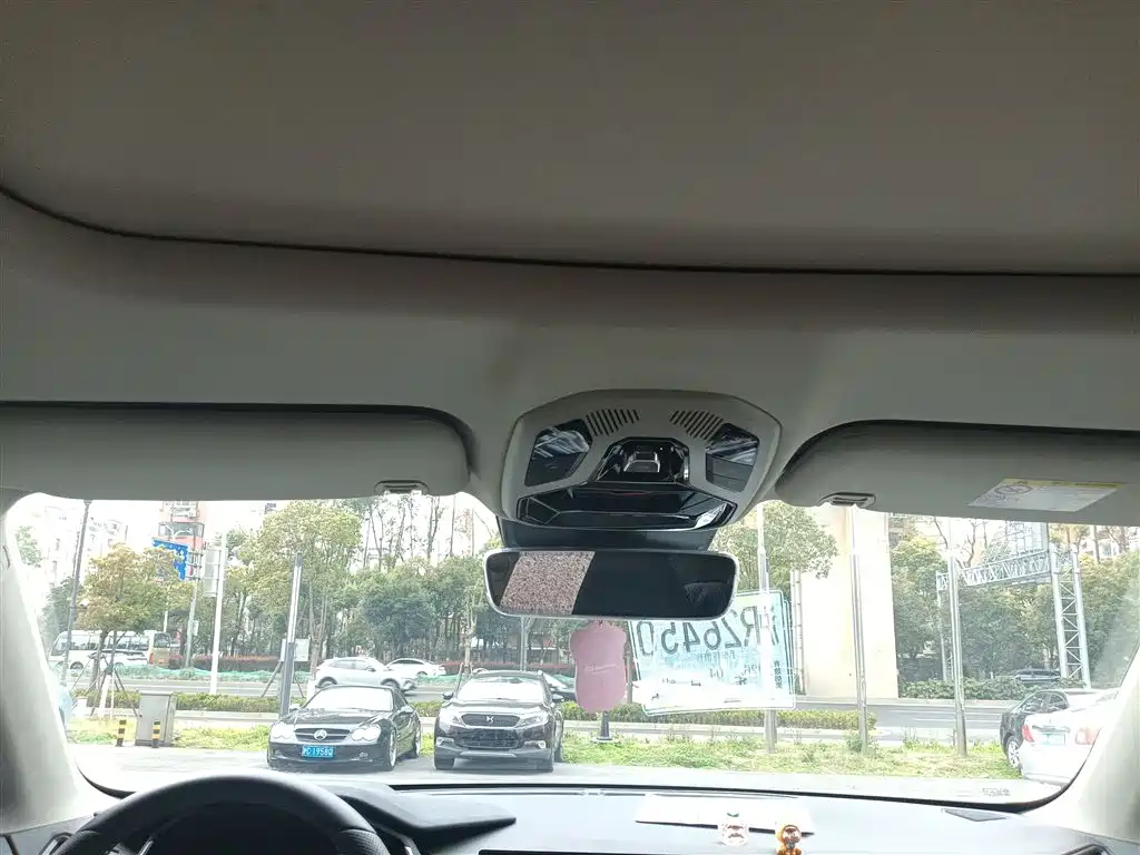 Lynk & Co 06 2020 1.5T Yao Halo купить на сайте DeffCars