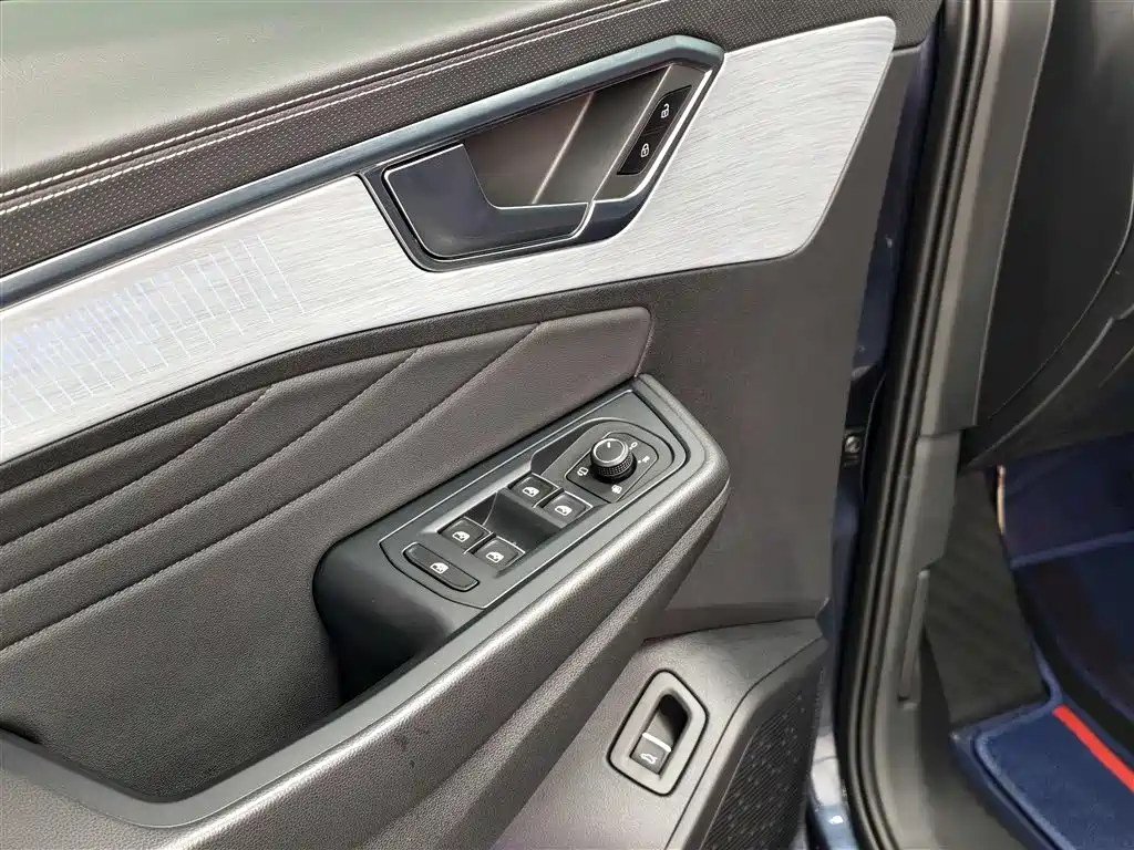Lanjing 2022 380TSI four-wheel drive flagship Shengjing Edition 6 seats купить на сайте DeffCars