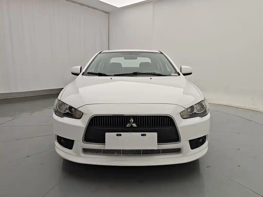 Yishen 2013 Fashion Edition 1.8L CVT Comfort Type купить на сайте DeffCars