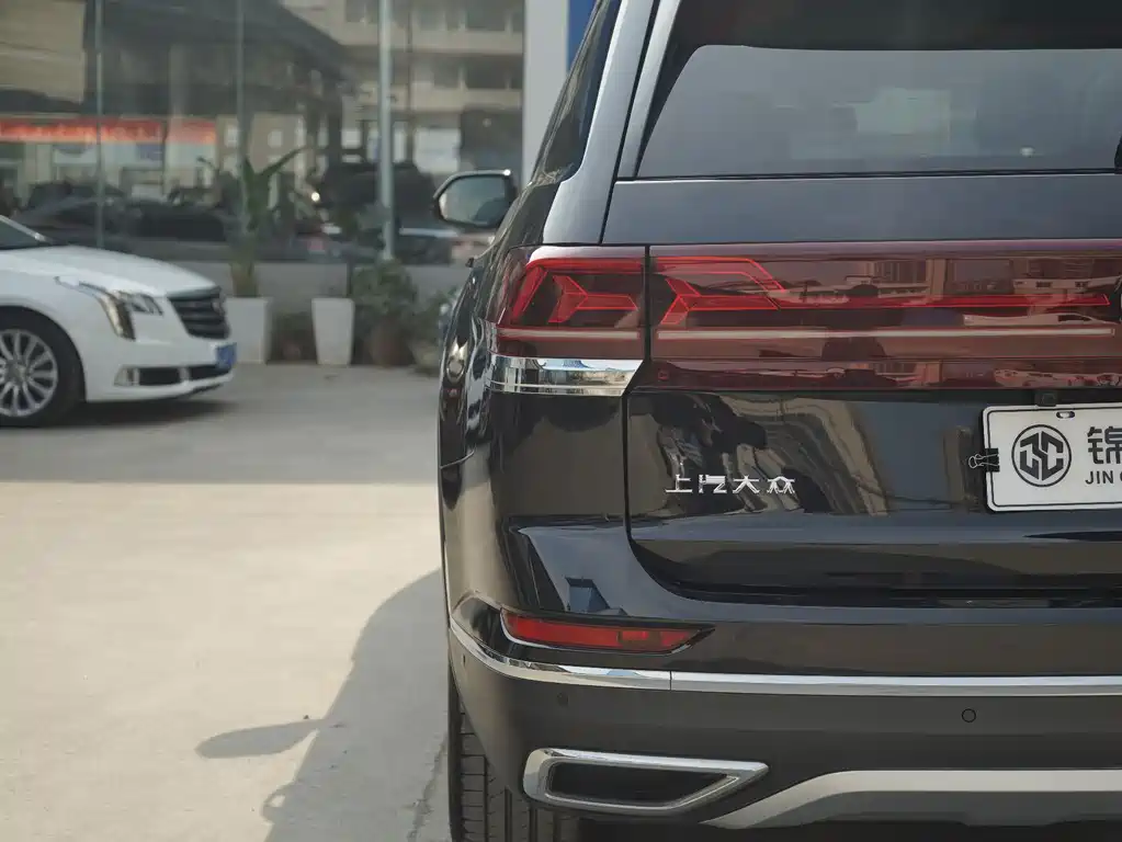 Touron 2023 380TSI four-wheel drive luxury version купить на сайте DeffCars