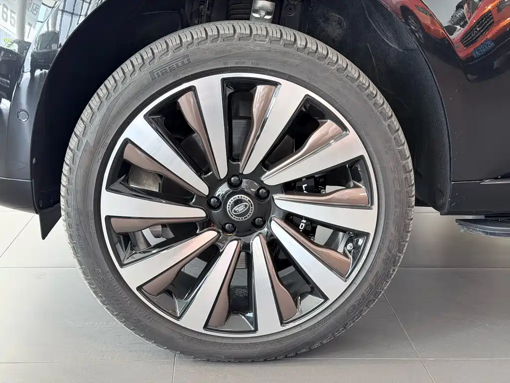 Range Rover 2025 3.0 L6 360PS Grand Edition купить на сайте DeffCars