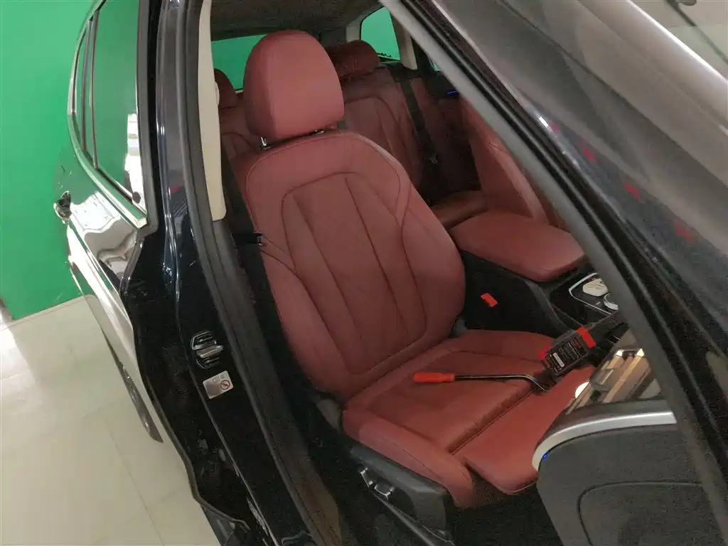 BMW X3 2022 facelift xDrive25i M sports package купить на сайте DeffCars