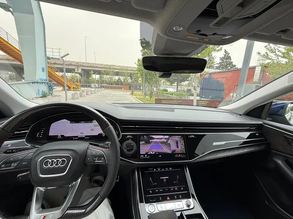 Audi Q8 2019 55 TFSI exclusive dynamic model купить на сайте DeffCars