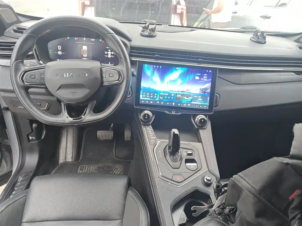 Lynk & Co 01 2023 1.5TD EM-F PM купить на сайте DeffCars