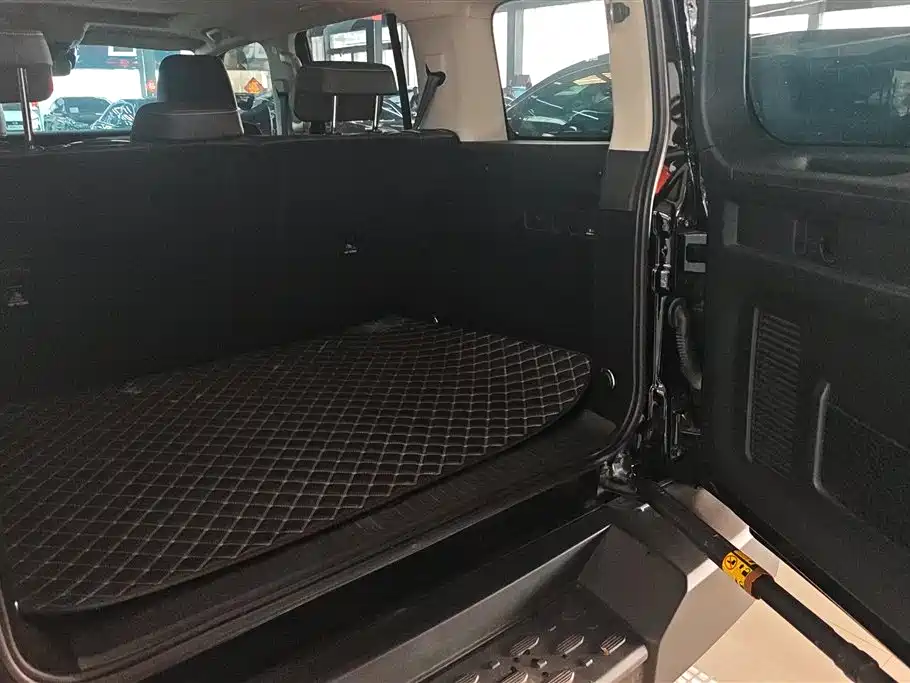 Tank 300 2024 2.0T Conqueror купить на сайте DeffCars