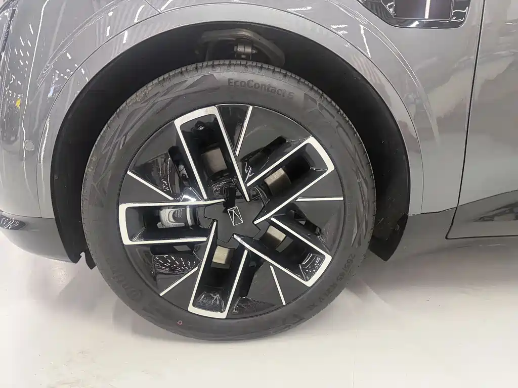 Avita 11 2025 facelift Max extended range version купить на сайте DeffCars