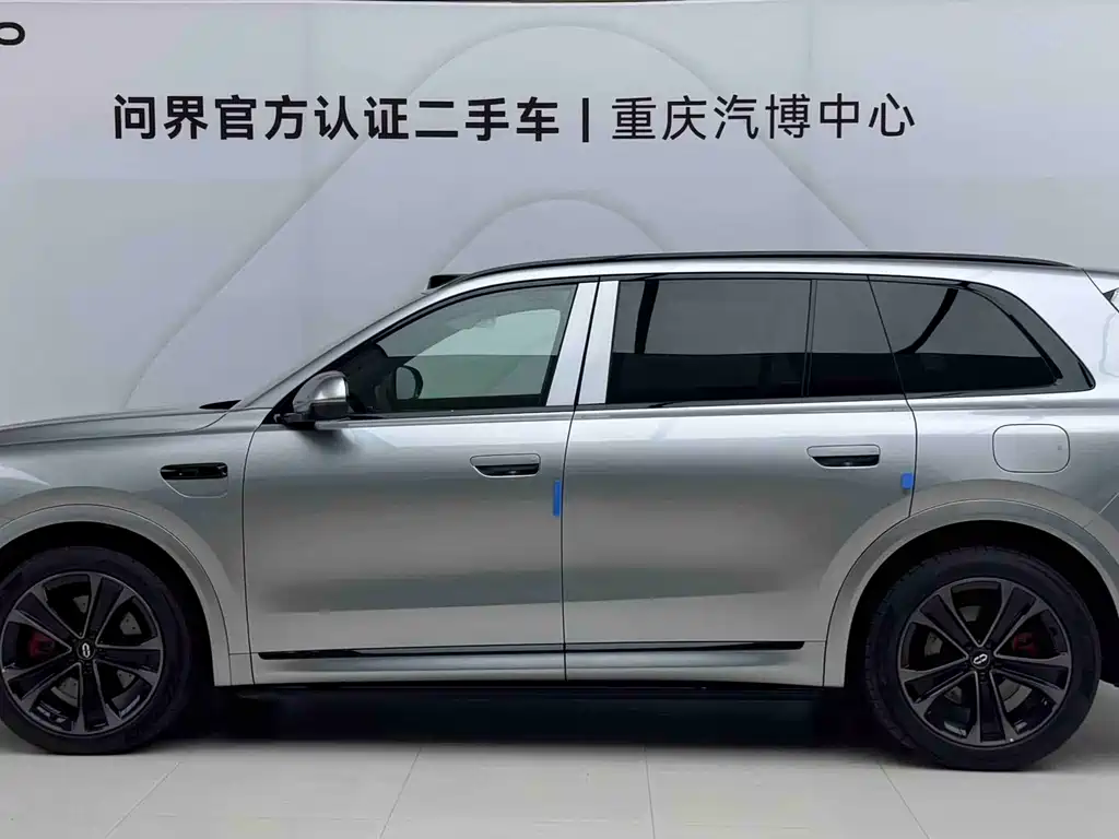 Wenjie M8 2025 extended range Ultra version 53.4kWh 5-seater version купить на сайте DeffCars