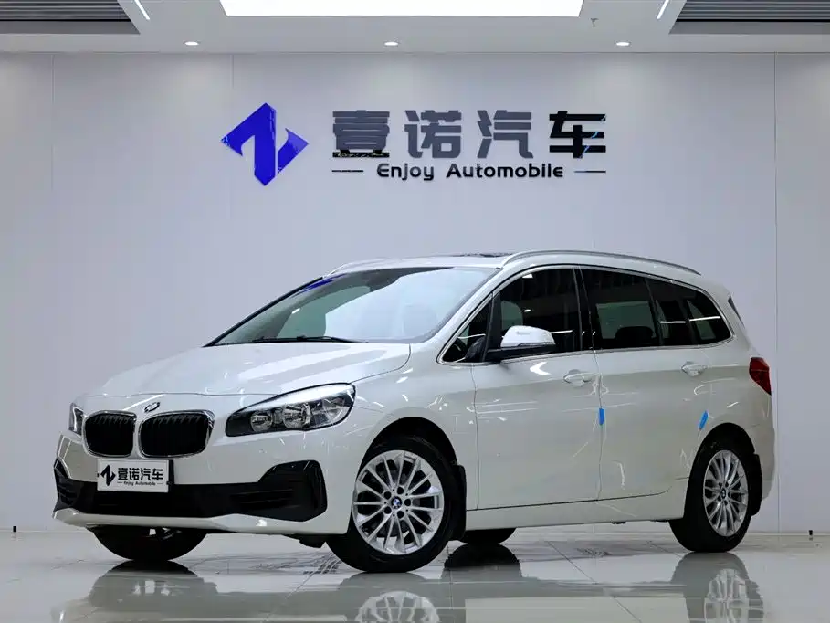 BMW 2 Series Multipurpose Station Wagon 2019 220i Leading Model купить на сайте DeffCars
