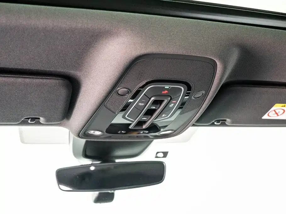 Audi A6L 2026 55 TFSI quattro exclusive dynamic model купить на сайте DeffCars