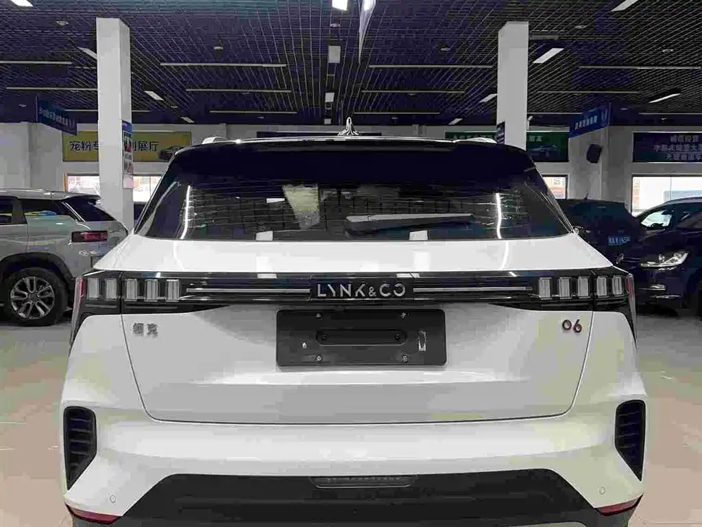 Lynk & Co 06 2020 1.5T Jin Pro купить на сайте DeffCars