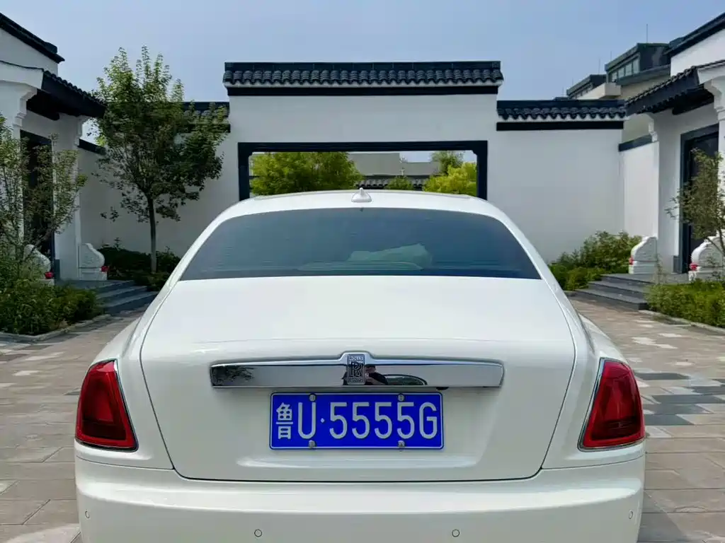 Ghost 2010 6.6T Standard Edition купить на сайте DeffCars