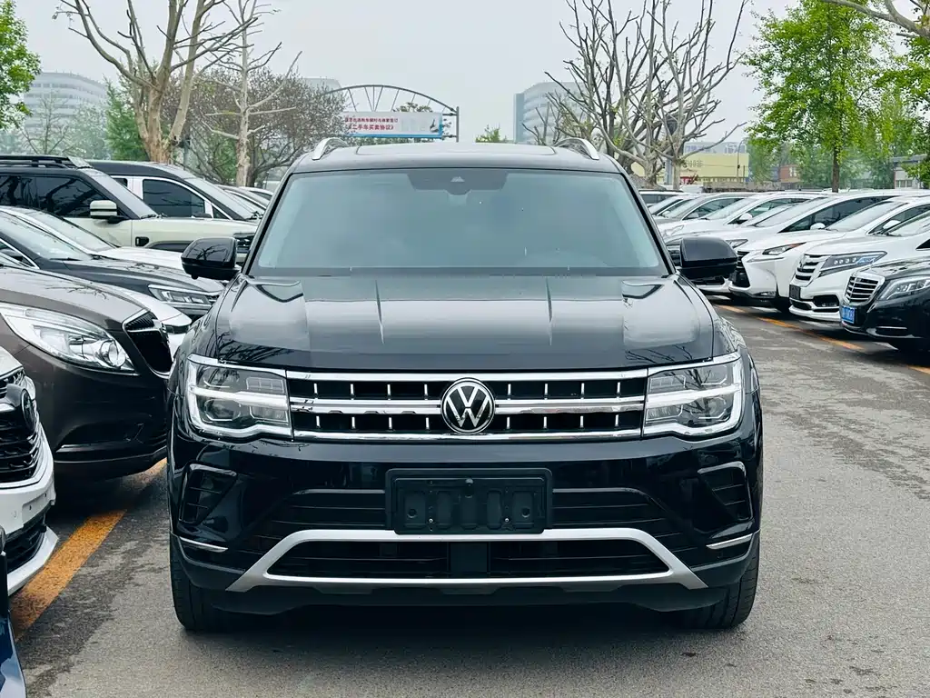 Touron 2023 380TSI four-wheel drive luxury version купить на сайте DeffCars