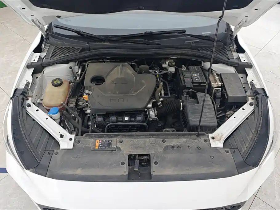 MG5 2023 180DVVT CVT Deluxe Edition купить на сайте DeffCars