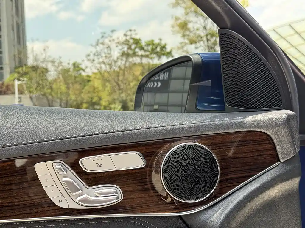 Mercedes-Benz GLC 2019 GLC 260 L 4MATIC luxury model купить на сайте DeffCars