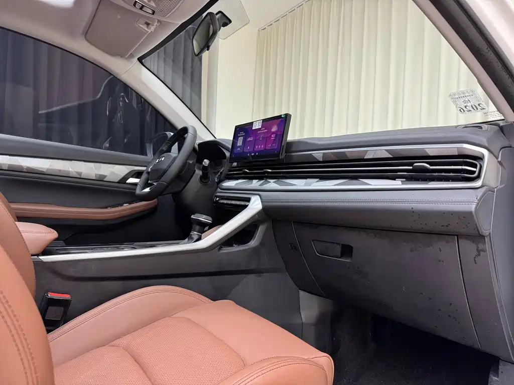 Vision X6 2021 PRO 1.4T Automatic Premium Type купить на сайте DeffCars