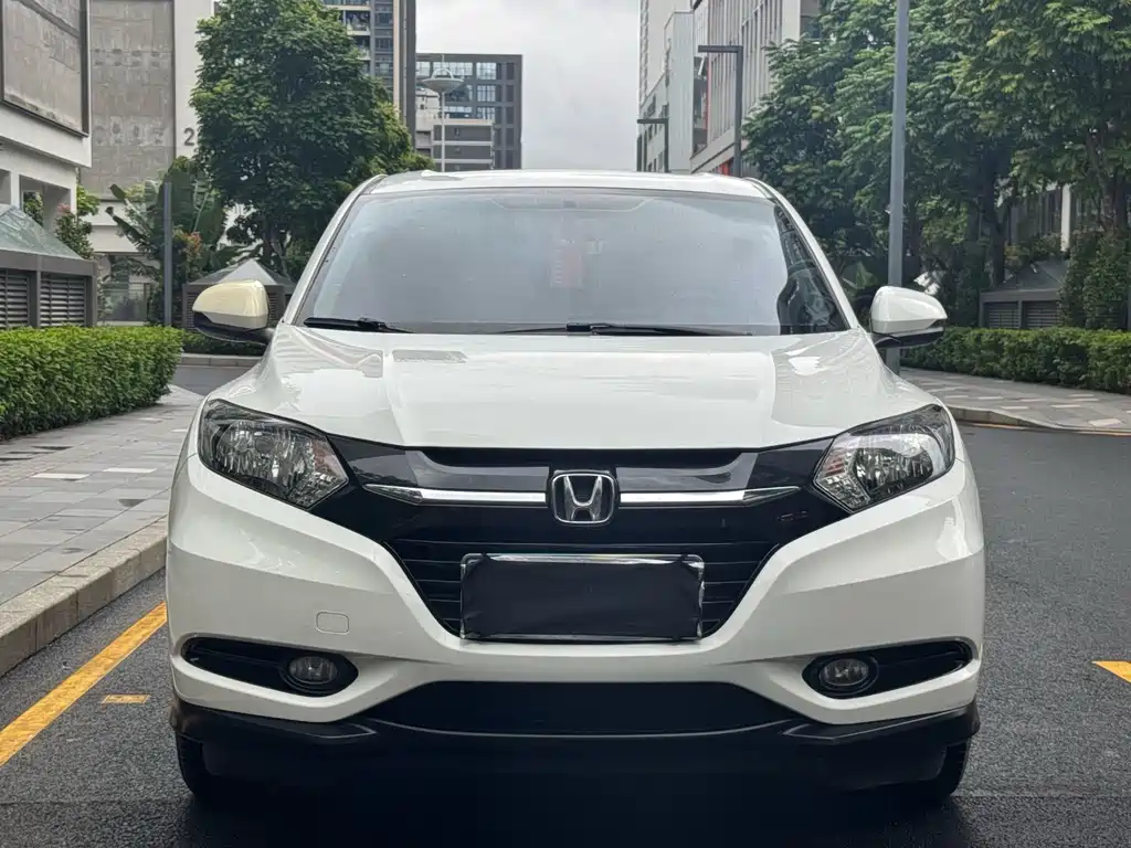 Binzhi 2015 1.8L CVT two-wheel drive elite model купить на сайте DeffCars