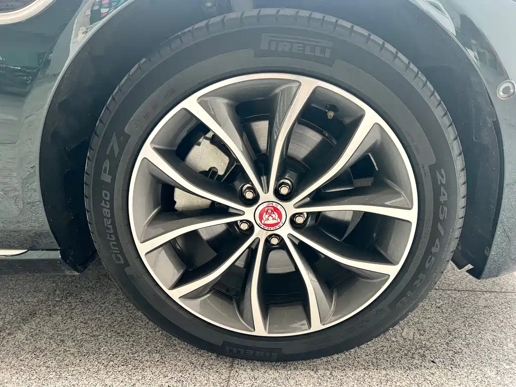 Jaguar XFL 2023 XFL 2.0T P200 2WD Elite Deluxe Edition купить на сайте DeffCars