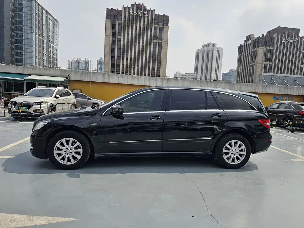 Mercedes-Benz R-Class 2017 R 320 4MATIC Business Edition купить на сайте DeffCars