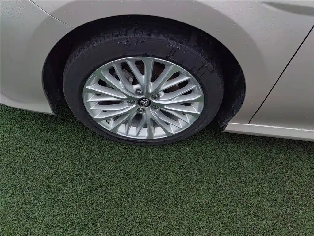 Camry 2019 2.5G Deluxe Edition National VI купить на сайте DeffCars