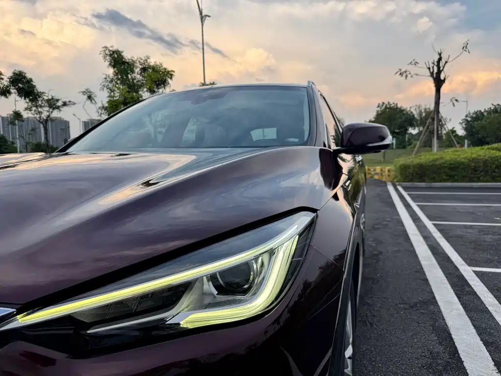 Infiniti QX50 2018 2.0T four-wheel drive elite version купить на сайте DeffCars