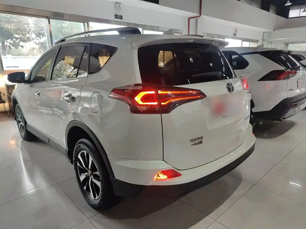 RAV4 Rongfang 2016 2.0L CVT two-wheel drive comfort version National V купить на сайте DeffCars