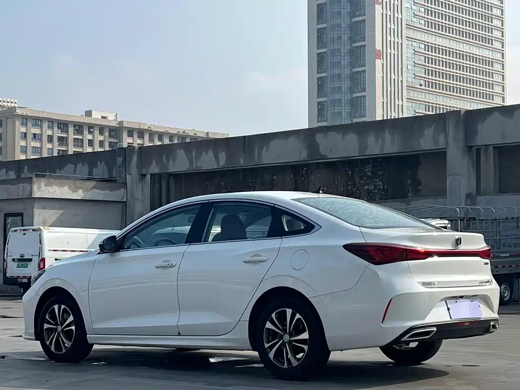 EADO 2022 PLUS Blue Whale NE 1.4T GDI DCT Premium Edition купить на сайте DeffCars
