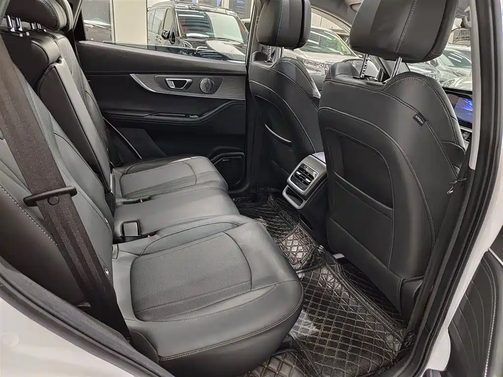 Tiggo 8 PRO 2022 290T 2WD Skydome Edition 7 seats купить на сайте DeffCars