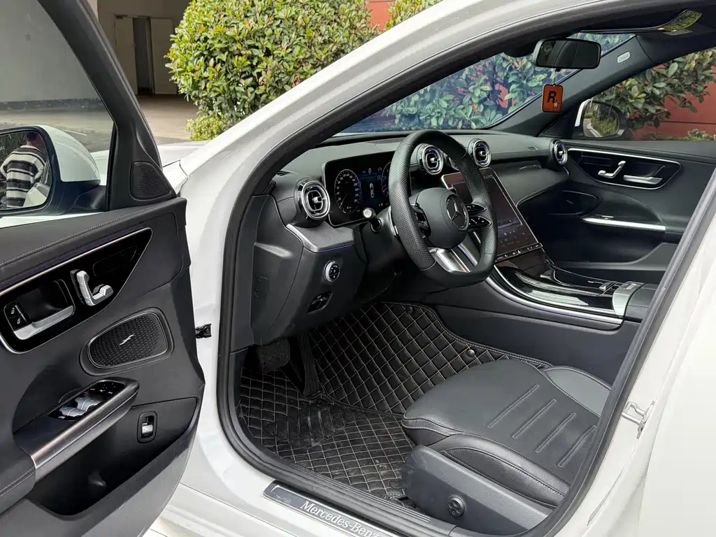 Mercedes-Benz C-Class 2025 C 260 L Sports Edition купить на сайте DeffCars