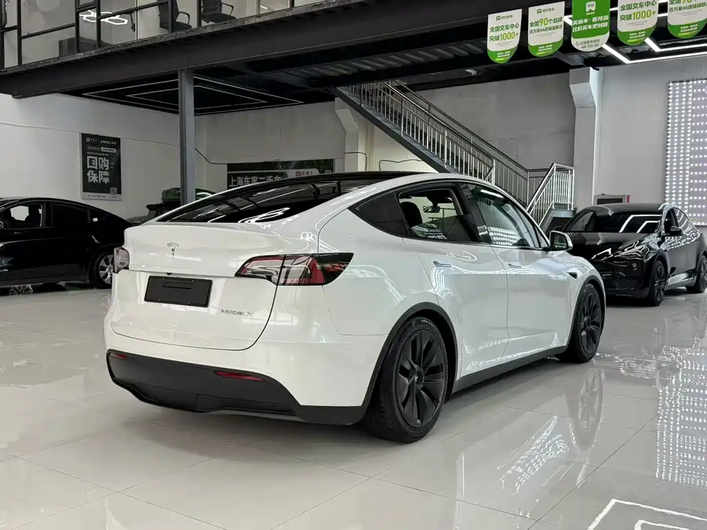 Model Y 2022 Long Range All-Wheel Drive Edition купить на сайте DeffCars