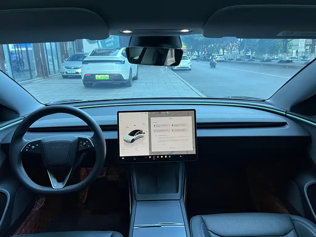 Model 3 2023 rear-wheel drive version купить на сайте DeffCars