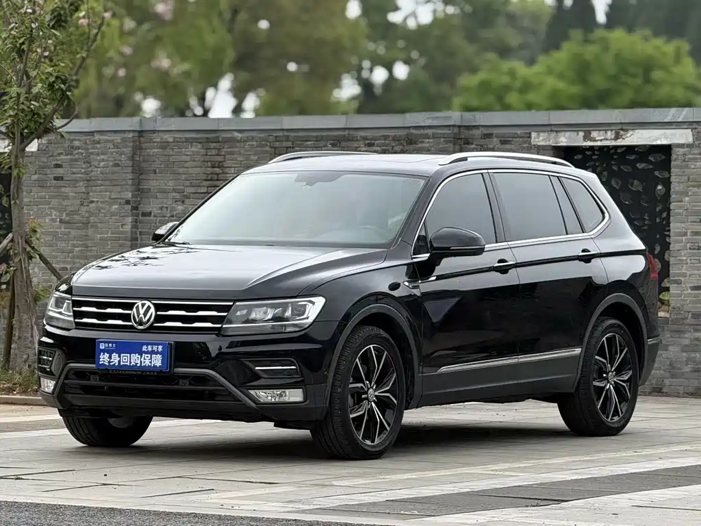Tiguan L 2019 330TSI automatic two-wheel drive smart luxury version National VI купить на сайте DeffCars