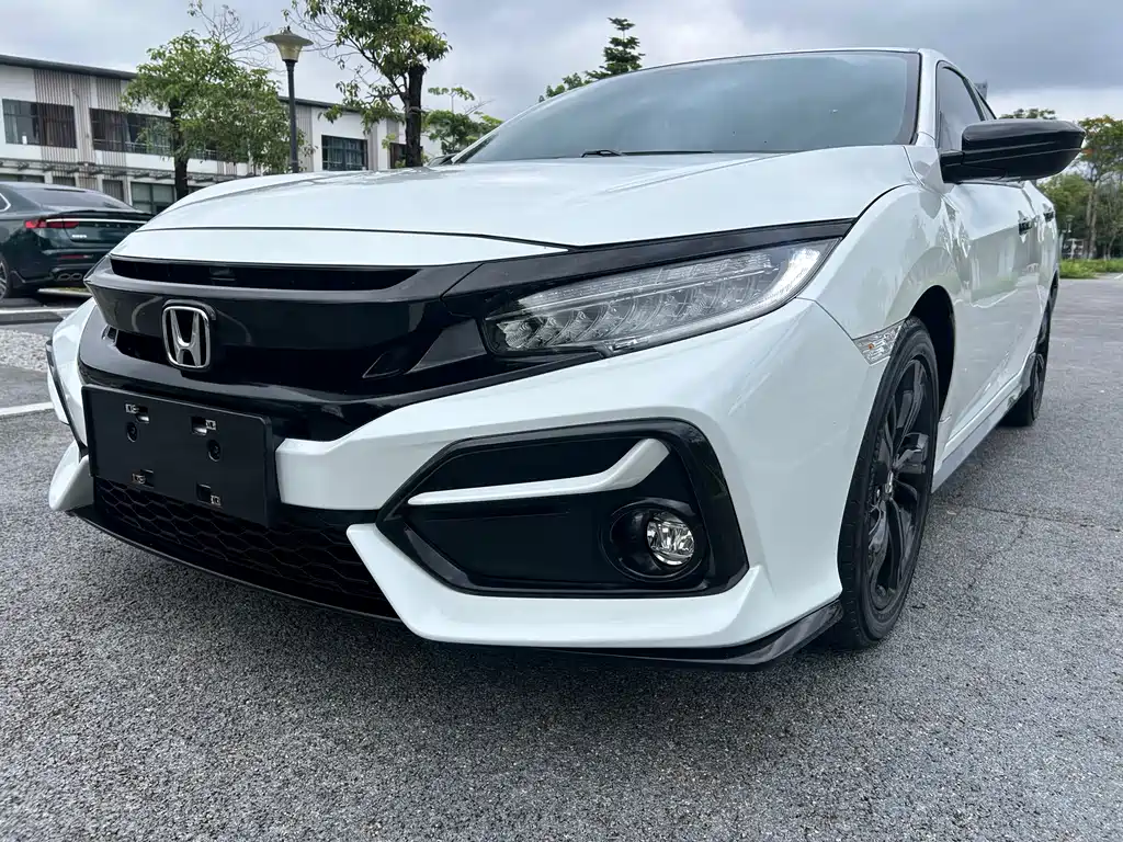 Civic 2021 HATCHBACK 220TURBO CVT cool control купить на сайте DeffCars