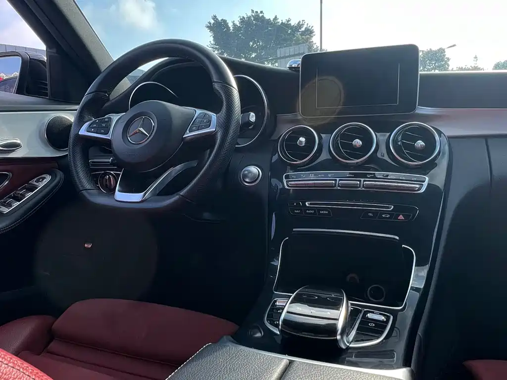 Mercedes-Benz C-Class 2018 C 200 Sports Edition купить на сайте DeffCars