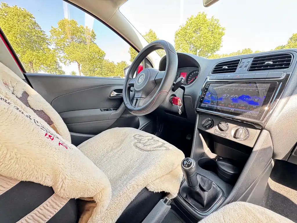 Polo 2013 1.4L manual fashion version купить на сайте DeffCars