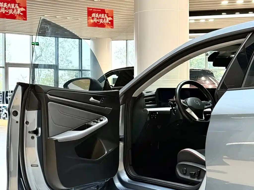Lingdu 2022 Lingdu L 280TSI DSG spicy version купить на сайте DeffCars