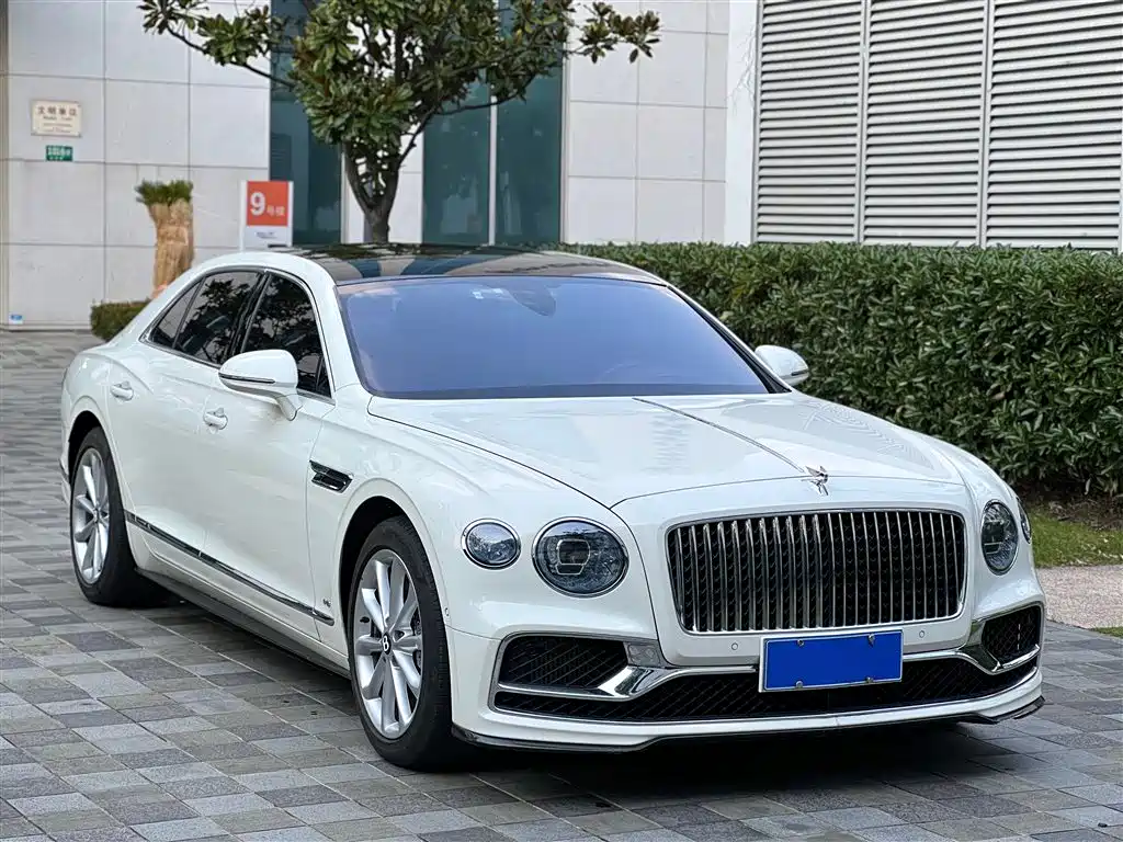 Flying Spur 2021 4.0T V8 Standard Edition купить на сайте DeffCars