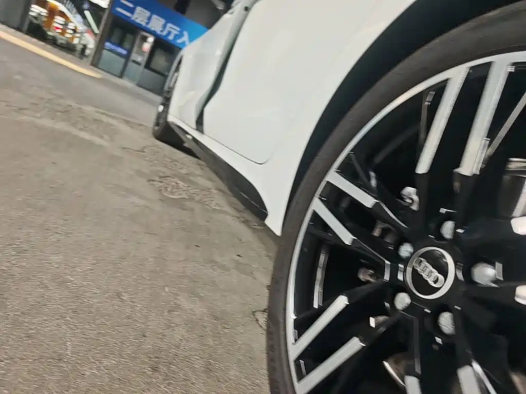 Audi A5L 2026 2.0T Sports Edition Plus купить на сайте DeffCars