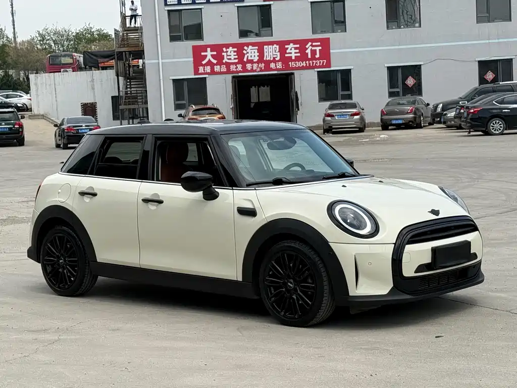MINI 2022 1.5T COOPER Artist Five-Door Edition купить на сайте DeffCars