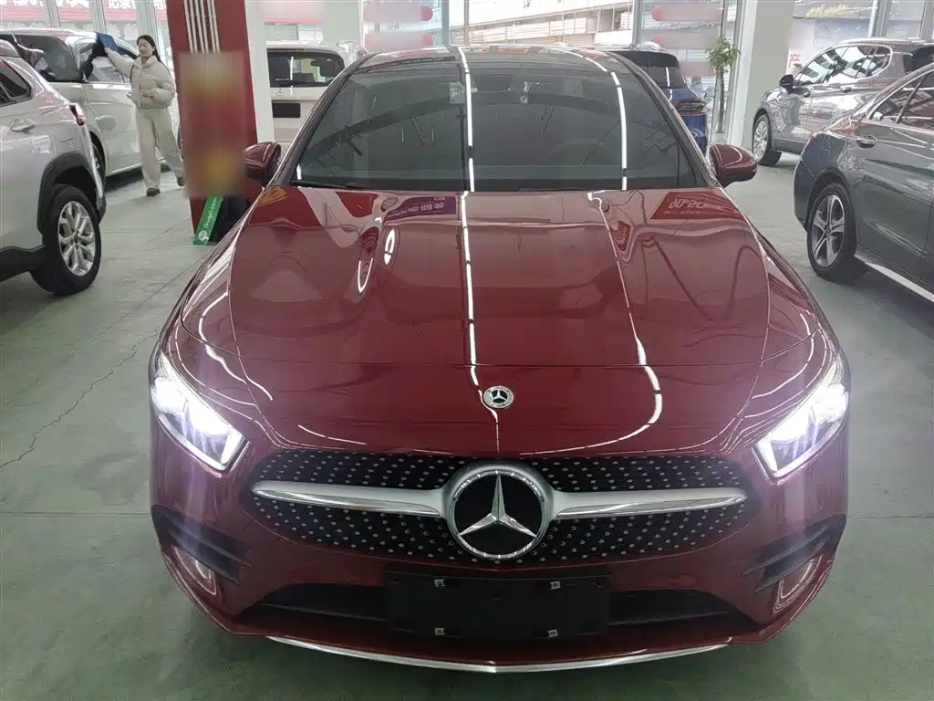Mercedes-Benz A-Class 2022 A 200 L Sports Sedan Dynamic Type купить на сайте DeffCars