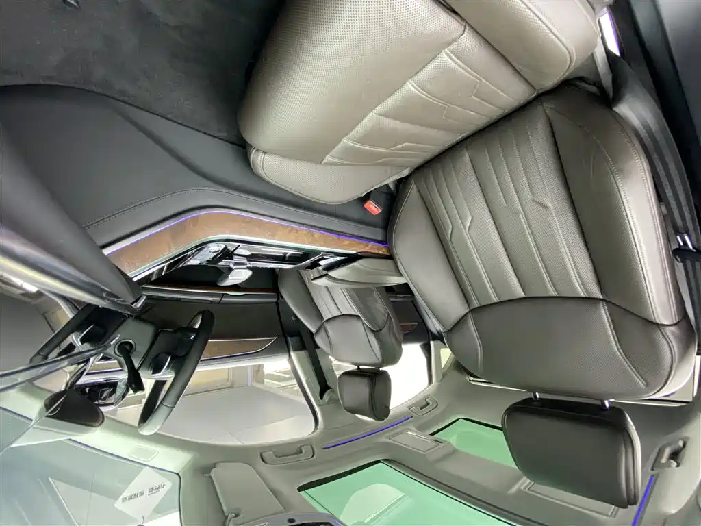 Audi A8 2019 facelift Plus A8L 55 TFSI quattro luxury model купить на сайте DeffCars