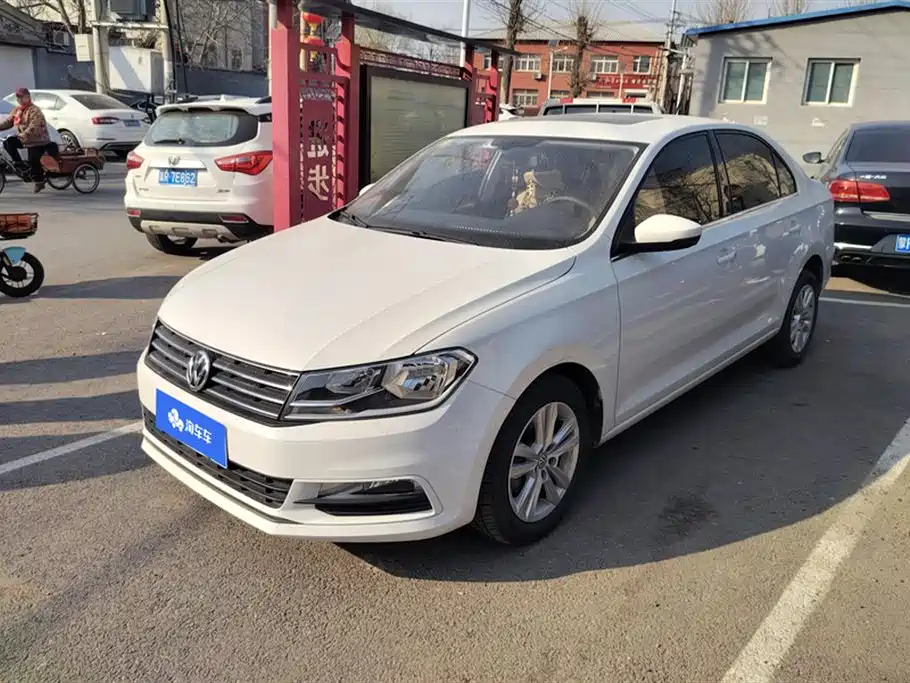 Santana 2016 1.6L Manual Deluxe Edition купить на сайте DeffCars