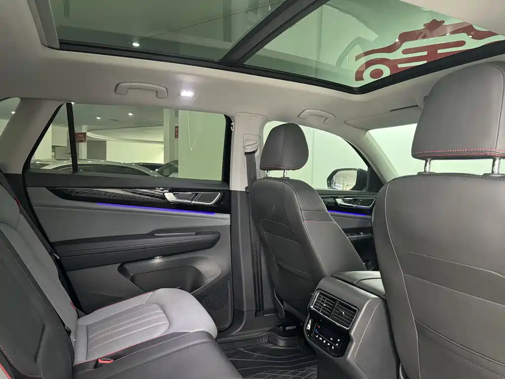 Touron 2023 Touron X 330TSI 2WD Premium Deluxe Edition купить на сайте DeffCars